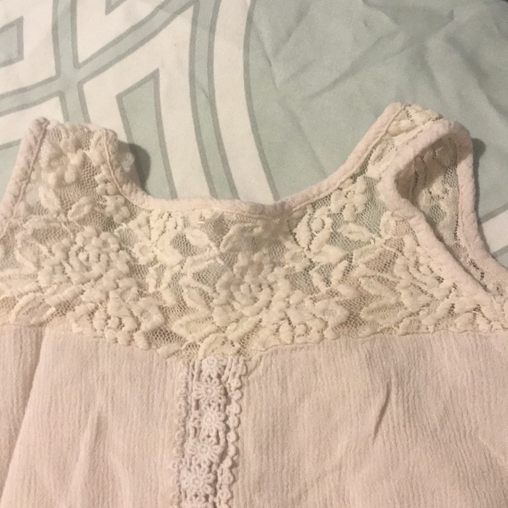 Cute top - Picture 5 of 5